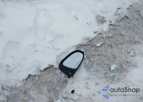 2013 Toyota Yaris Le z USA, uszkodzony, nr VIN JTDKTUD33DD549671